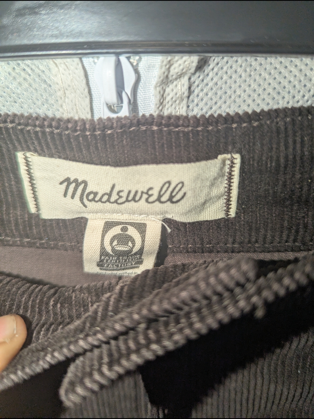 Madwell The Emmett Wide-Leg Pant in Corduroy - Picture 3 of 5